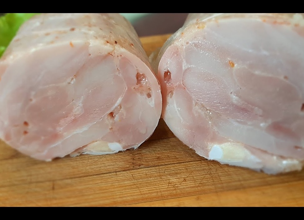 Ветчина из курицы в духовке